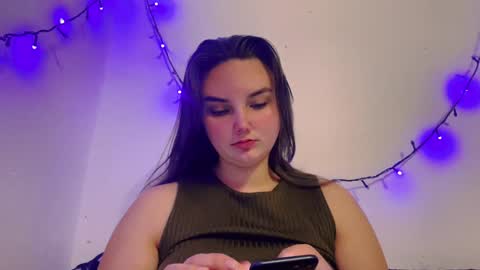 Mila online show from 5, 12, 2024