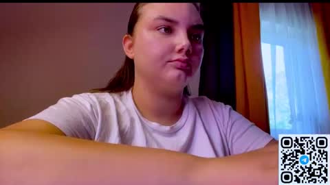 Snapshot of dreamyblushfairy chatting on 11, 7, 2026 Mila online show from 11, 7, 2026