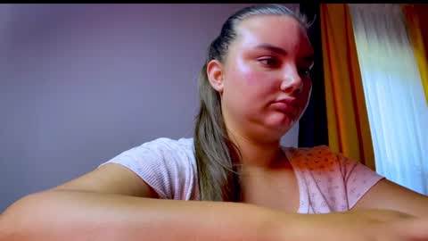 Snapshot of dreamyblushfairy chatting on 30, 7, 2026 Mila online show from 30, 7, 2026
