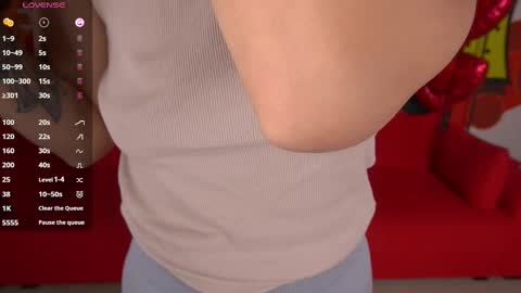 Lina online show from 19, 2, 2025