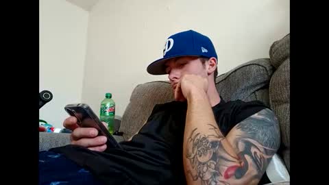 drewthejew616 online show from 2, 11, 2025