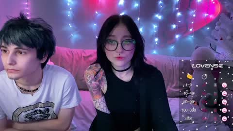 Tara  Sonny online show from 30, 12, 2024