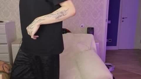 Mark online show from 9, 3, 2026