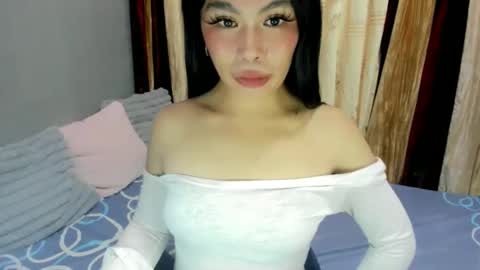 miss. Erika online show from 18, 12, 2025