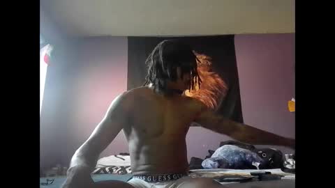 Snapshot of dripthehit chatting on 6, 1, 2025 dripthehit online show from 6, 1, 2025