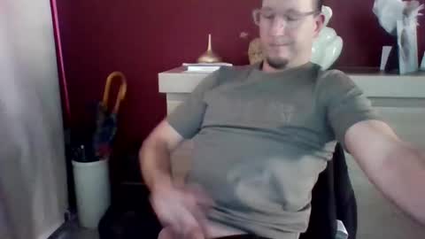 Snapshot of dropever2 chatting on 8, 4, 2026 dropever2 online show from 8, 4, 2026