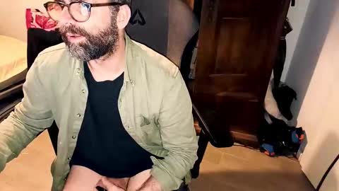 Snapshot of dubcenter chatting on 27, 3, 2026 dubcenter online show from 27, 3, 2026