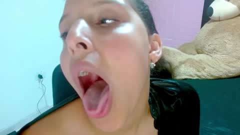 dulce1609 online show from 14, 2, 2025