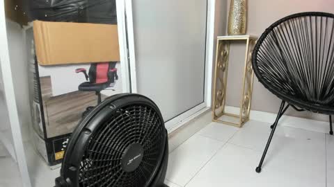 dulce__fiore07 online show from 30, 9, 2025