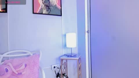 dulce__fiore07 online show from 11, 2, 2026