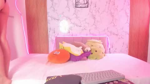 dulce online show from 6, 4, 2026