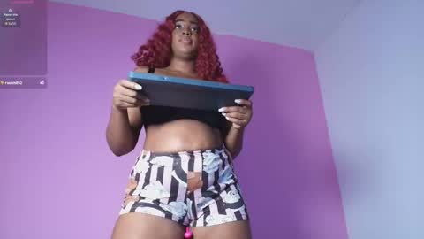 Snapshot of dulce_mariaahe chatting on 24, 9, 2025 online show from 24, 9, 2025