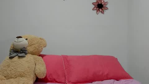 Snapshot of dulce_roberts_ chatting on 5, 12, 2024 Dulce  online show from 5, 12, 2024