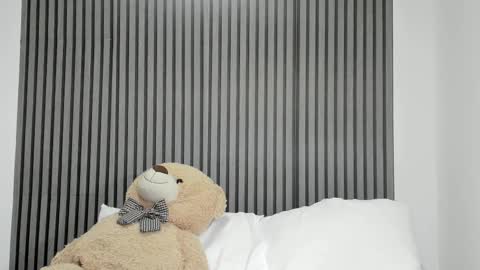 Snapshot of dulce_roberts_ chatting on 7, 10, 2025 Dulce  online show from 7, 10, 2025