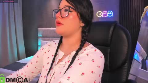 Dulce Rose online show from 18, 4, 2026