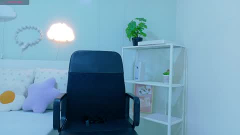 Dulce Sexy  online show from 2, 4, 2026