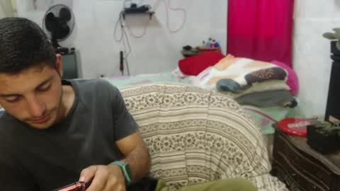 Snapshot of dulcetentations chatting on 21, 4, 2026 shany y alan online show from 21, 4, 2026