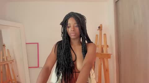 Snapshot of duna_du chatting on 9, 12, 2024 My birthday is tomorrow November 30  online show from 9, 12, 2024