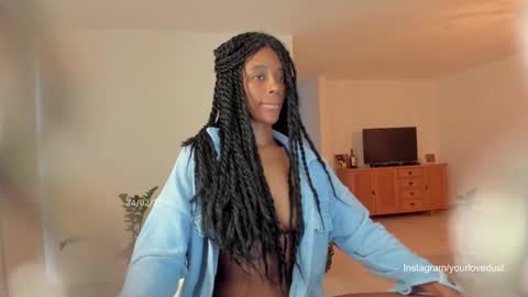 Snapshot of duna_du chatting on 24, 2, 2025 My birthday is tomorrow November 30  online show from 24, 2, 2025
