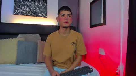 Thomas and Noah online show from 9, 9, 2025