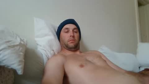 Snapshot of dustyroy09 chatting on 15, 10, 2025 dustyroy09 online show from 15, 10, 2025