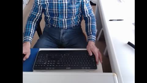 dutchpornking2 online show from 25, 2, 2025