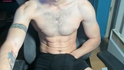 Snapshot of dvss_908 chatting on 9, 1, 2026 turkish hot boy online show from 9, 1, 2026