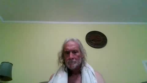 Snapshot of dyankee68 chatting on 4, 6, 2026 dyankee68 online show from 4, 6, 2026