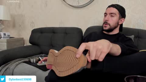 Dylan online show from 3, 2, 2026