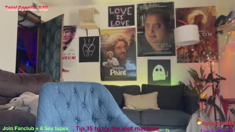 Dylan Daniel 7.8 online show from 28, 1, 2025