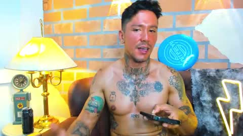 D Y L A N online show from 12, 3, 2025