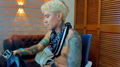 D Y L A N online show from 9, 9, 2025