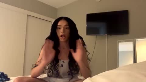 Snapshot of dynasty313 chatting on 4, 1, 2025 Dynasty online show from 4, 1, 2025