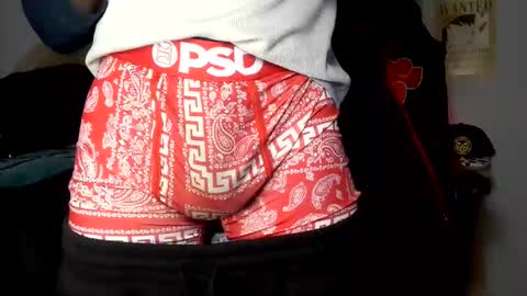 TWITTER   INSTAGRAM    easybreezy20   ONLINE 1230 AM TO 7AM online show from 15, 2, 2026