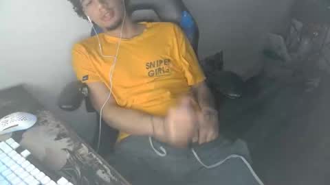 Snapshot of eater4902 chatting on 10, 4, 2026 eater4902 online show from 10, 4, 2026