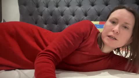 Snapshot of eatmypie69 chatting on 13, 2, 2025 Nadia Ferreira  online show from 13, 2, 2025