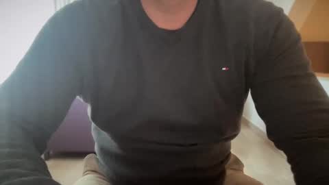 Snapshot of ebnk15 chatting on 19, 2, 2025 ebnk15 online show from 19, 2, 2025