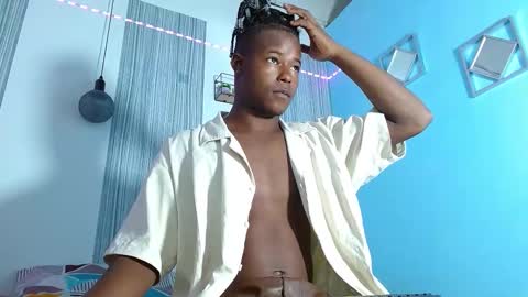 Chris Palaz  online show from 14, 11, 2025