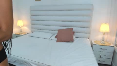 ebony_claren online show from 7, 7, 2026
