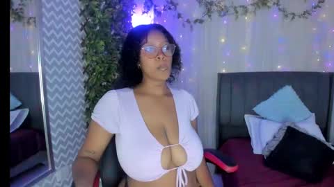 Andrea online show from 11, 12, 2024