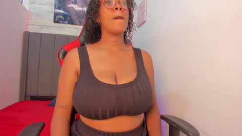 Andrea online show from 8, 1, 2025