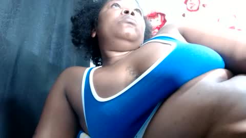 Snapshot of ebony_cristal1 chatting on 4, 6, 2026 Cristal Ebony online show from 4, 6, 2026