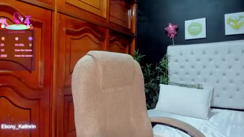 ebony_katterin online show from 3, 2, 2026