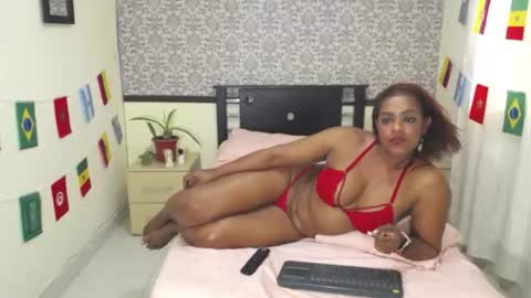 Snapshot of ebony_milf83 chatting on 27, 6, 2026 Eva online show from 27, 6, 2026
