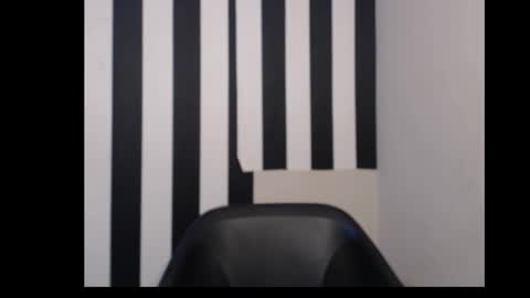 Snapshot of ebony_petitequeen chatting on 21, 10, 2025 Ella online show from 21, 10, 2025