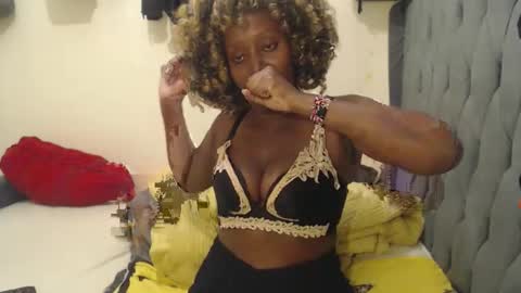 ebonyaswetly online show from 8, 5, 2026