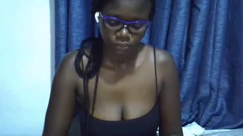 Snapshot of ebonybloom01 chatting on 11, 9, 2025 ebonybloom01 online show from 11, 9, 2025