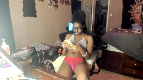 Princess Cecila online show from 17, 1, 2025