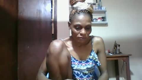 Snapshot of ebonyqueen4 chatting on 2, 2, 2026 JACKLINE online show from 2, 2, 2026