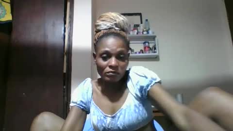 Snapshot of ebonyqueen4 chatting on 15, 2, 2026 JACKLINE online show from 15, 2, 2026
